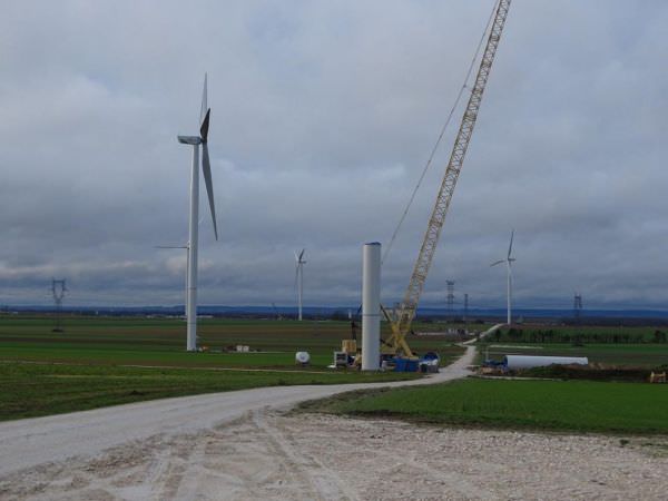 Frankreich (Chatres) Windpark SRNT 12 Anlagen